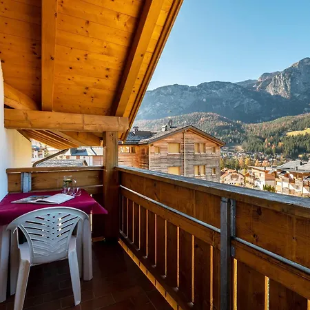 Campagnola * Badia (South Tyrol)